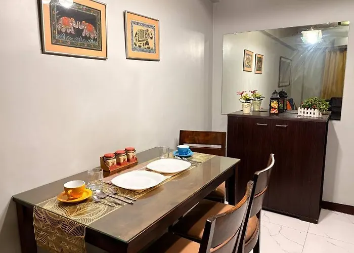 Super Cozy Apartment-newport Boulevard Manila