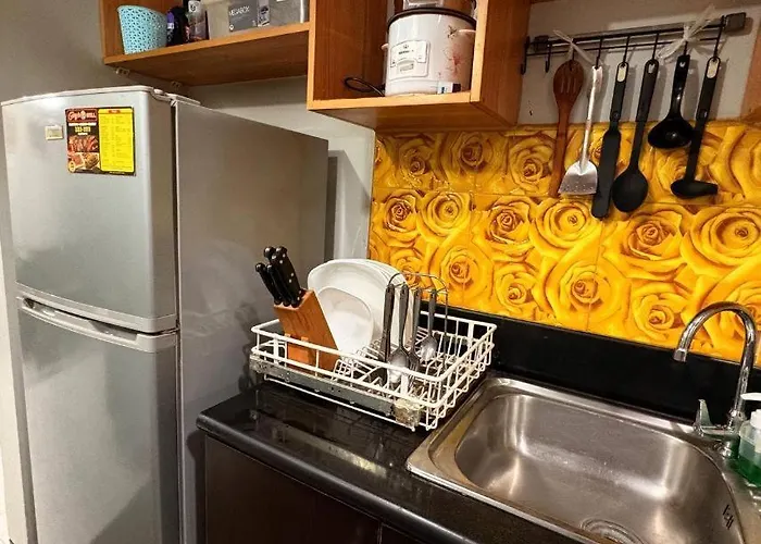 Super Cozy Apartment-newport Boulevard Manila